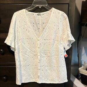 White Eyelet V-Neck Button-Up Top